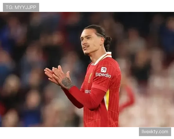 努涅斯为何成为争议型中锋:非典型属性如何撕裂评价? 努涅斯为何成为争议型中锋:非典型属性如何撕裂评价?